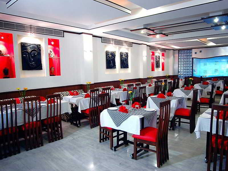 Royale Sarovar Portico Agra Agra  Exterior photo