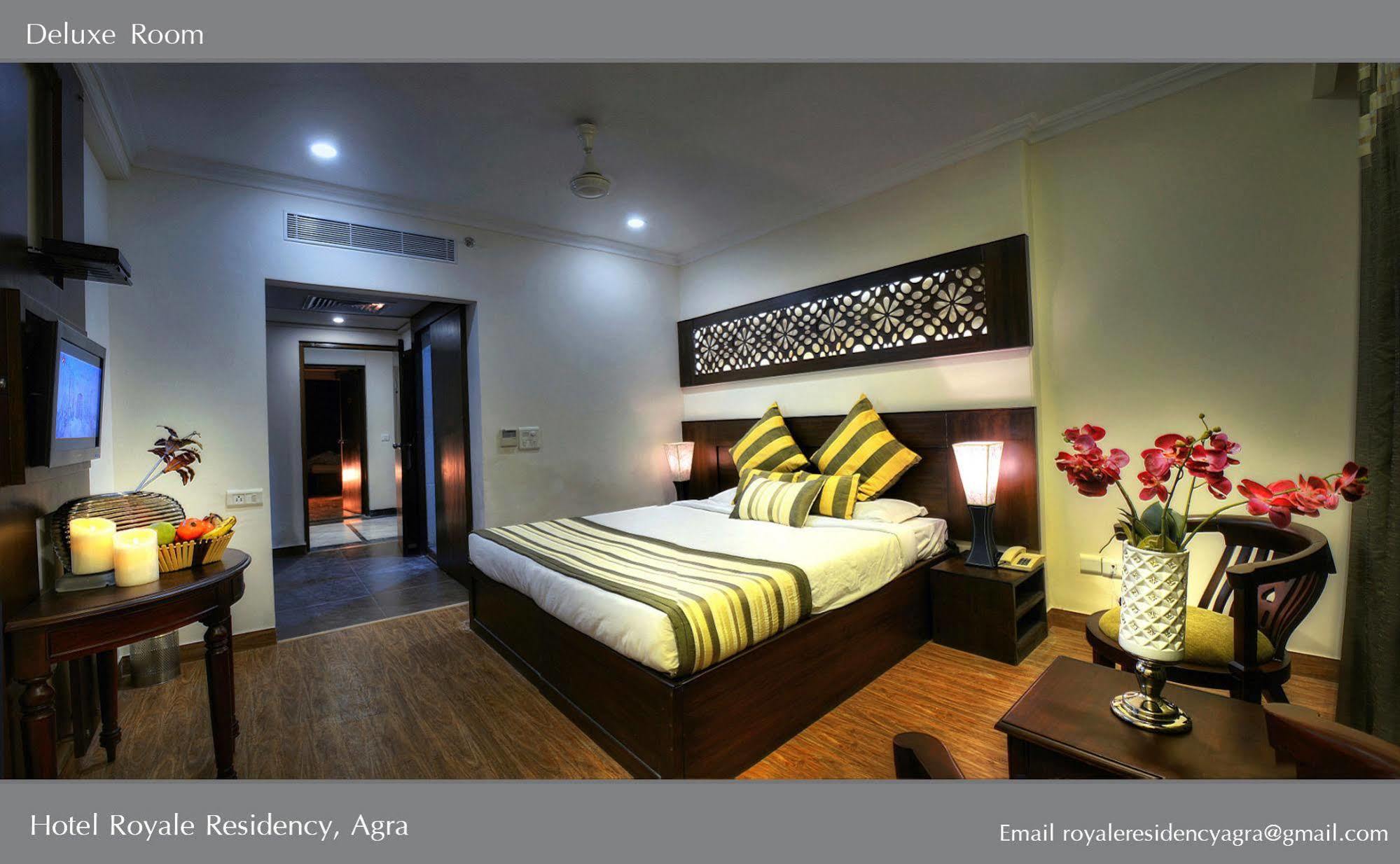 Royale Sarovar Portico Agra Agra  Exterior photo
